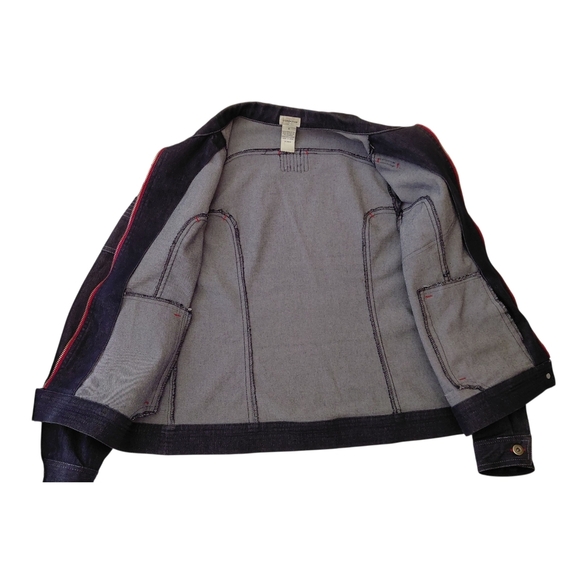 Stylish Women's Denim Jacket with Red Zippers - Picture 3 of 11